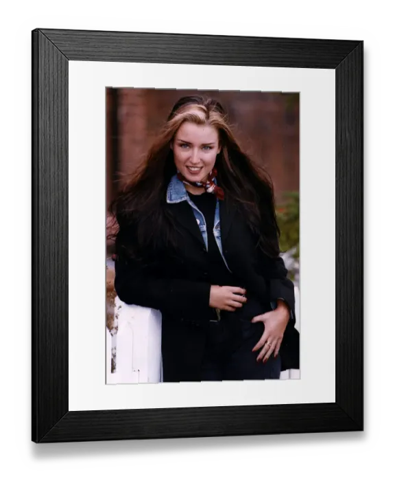 Framed Print : Dannii Minogue singer / actress / tv presenter A©mirrorpix Framed Print : Dannii Minogue singer / actress / tv presenter A©mirrorpix