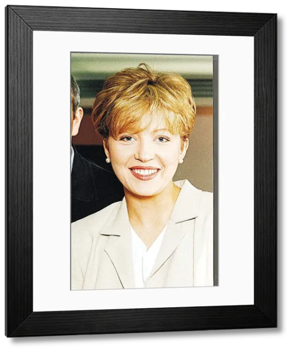  : Kirsty Young TV Presenter A©mirrorpix