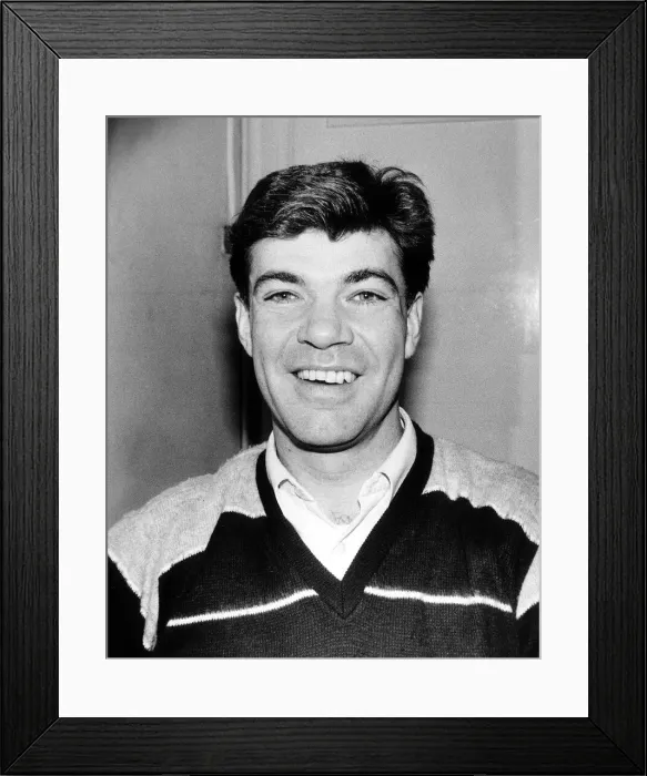 Framed Print : Matthew Kelly TV Presenter - March 1985 without his beard A©mirrorpix Framed Print : Matthew Kelly TV Presenter - March 1985 without his beard A©mirrorpix