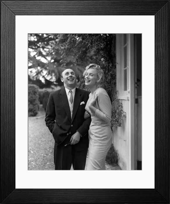 Framed Print : Marilyn Monroe with Donald Zec Mirror writer June 1956 Framed Print : Marilyn Monroe with Donald Zec Mirror writer June 1956