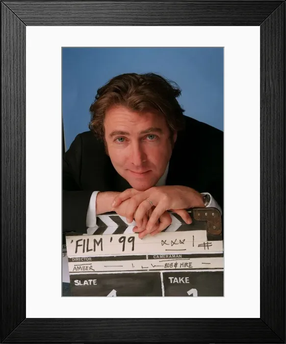 Framed Print : Jonathan Ross TV Presenter January 1999 A©mirrorpix Framed Print : Jonathan Ross TV Presenter January 1999 A©mirrorpix