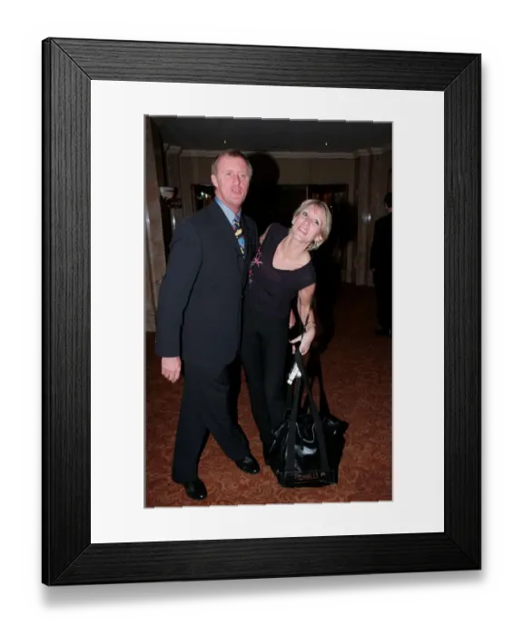 Framed Print : Chris Tarrant Radio / TV Presenter February 1999 At the London Hilton for the Variety Framed Print : Chris Tarrant Radio / TV Presenter February 1999 At the London Hilton for the Variety