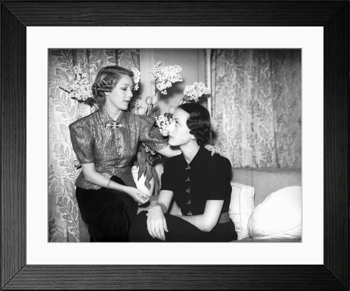 Framed Print : Mary Pickford actress (on left. ) Framed Print : Mary Pickford actress (on left. )