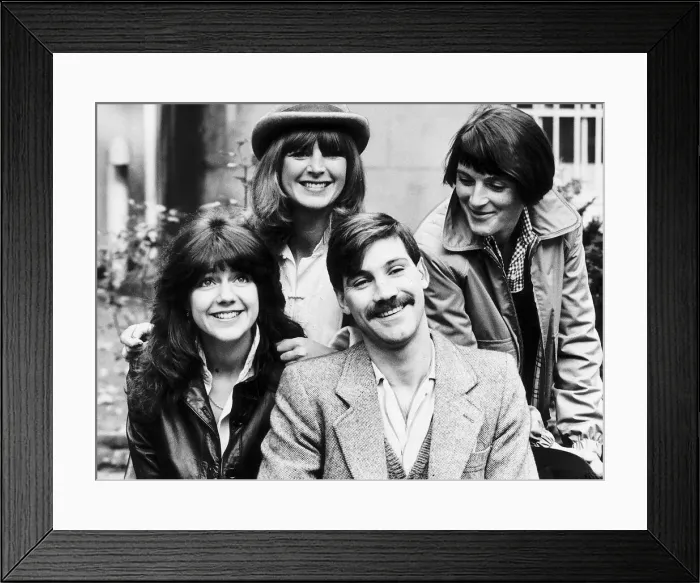 Framed Print : TV programme to Serve them all my days A©mirrorpix Framed Print : TV programme to Serve them all my days A©mirrorpix