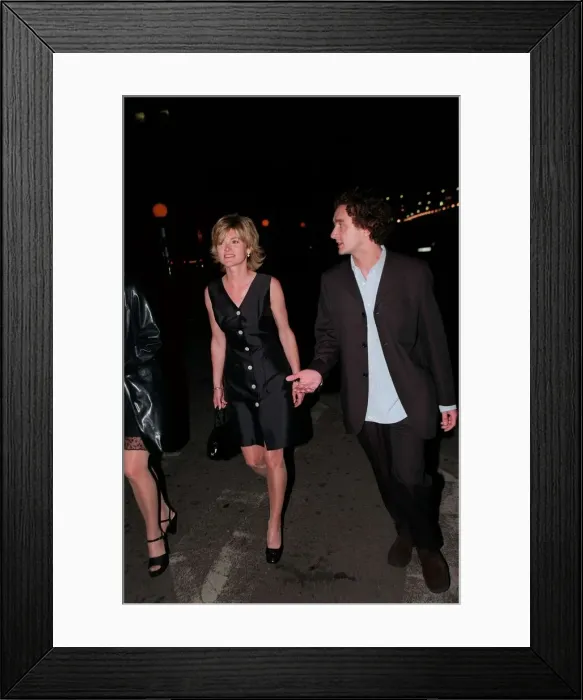 Framed Print : Anthea Turner TV Presenter June 1998 On a night out with friends A©mirrorpix Framed Print : Anthea Turner TV Presenter June 1998 On a night out with friends A©mirrorpix