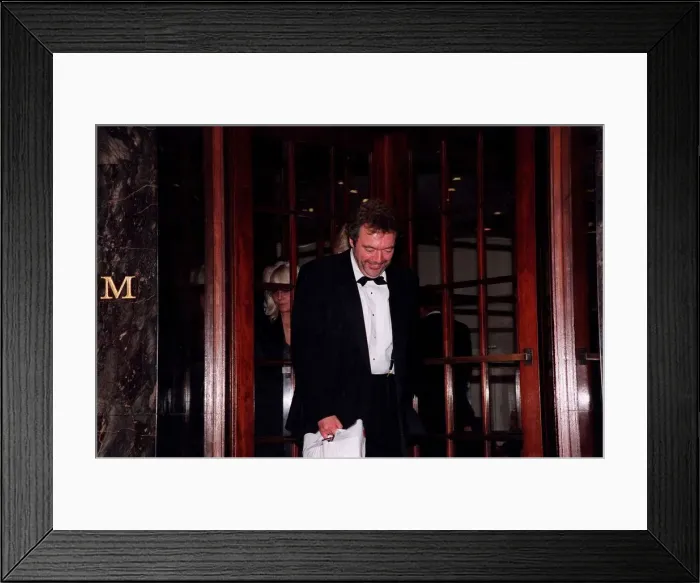 Framed Print : Jeremy Beadle TV Presenter November 1998 Leaving the Princess Diana Gala Fundraise Framed Print : Jeremy Beadle TV Presenter November 1998 Leaving the Princess Diana Gala Fundraise