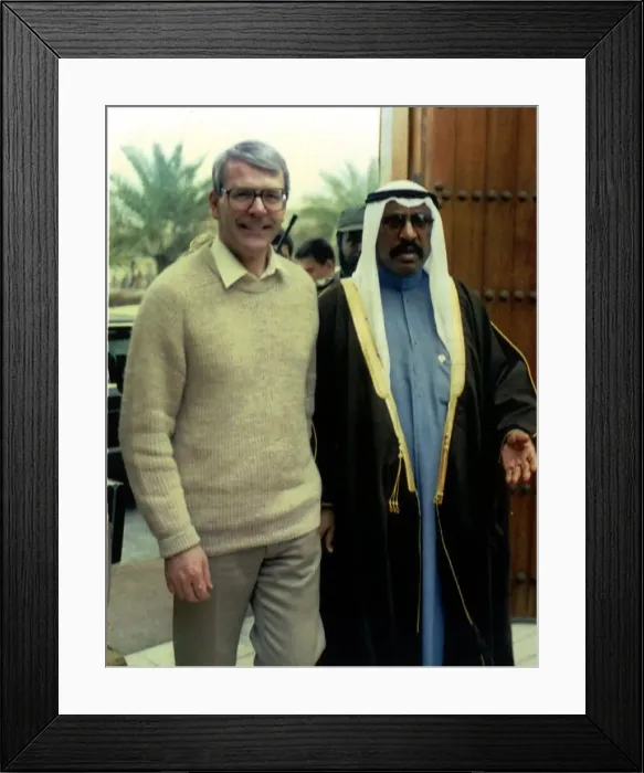 Framed Print : John Major MP walking with the crown prince of Kuwait on his visit to Kuwait to begin Framed Print : John Major MP walking with the crown prince of Kuwait on his visit to Kuwait to begin