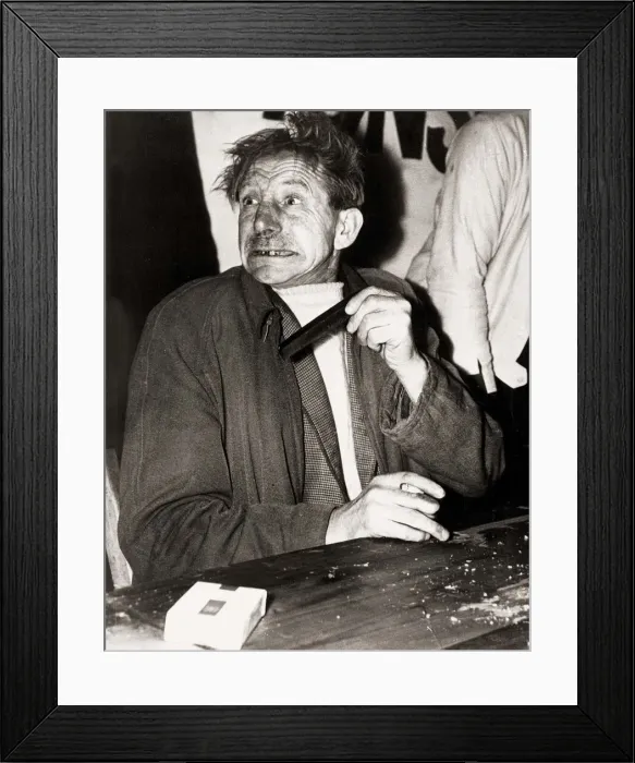 Framed Print : Arthur Holden 44 who came last in a cider drinking competition in Portishead Somerset