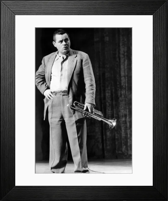 Framed Print : Eddie Calvert, Trumpetier Musician holding trumpet during rehearsal for Disc Festival