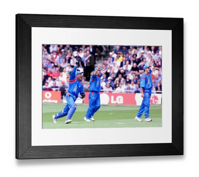 Framed Print : Cricket World Cup 1999 England v Sri Lanka May 1999 Alec Stewart Graeme Hick