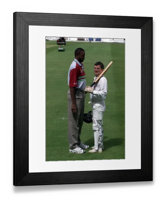 Framed Print : Cricket World Cup England 1999 Mirror man Mike Bowen faces West Indian fast bowler Framed Print : Cricket World Cup England 1999 Mirror man Mike Bowen faces West Indian fast bowler