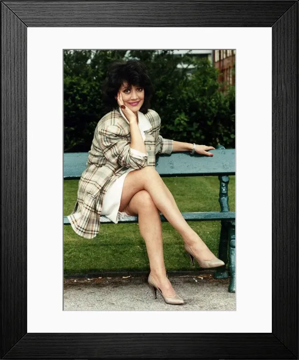 Framed Print : Amanda Barrie Actress from Coronation Street Framed Print : Amanda Barrie Actress from Coronation Street