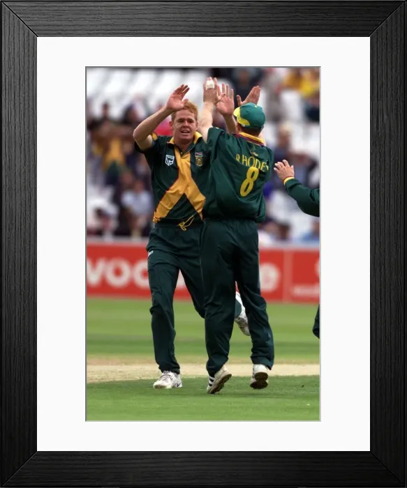 Framed Print : Shaun Pollock Celebrates Cricket World Cup June 1999 Shaun Pollock Celebrates Framed Print : Shaun Pollock Celebrates Cricket World Cup June 1999 Shaun Pollock Celebrates