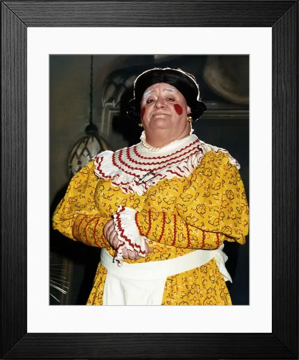 Framed Print : Paul Shane actor and comedian As Widow Twankey in the Pantomime December