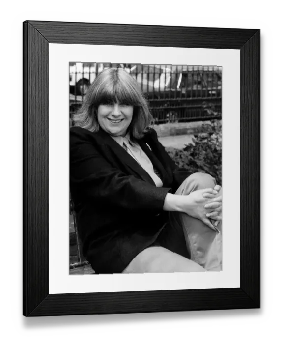 Framed Print : Victoria Wood actress - June 1988 dbase Framed Print : Victoria Wood actress - June 1988 dbase