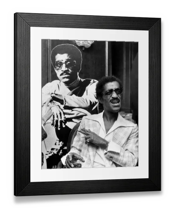 Framed Print : Sammy Davis Jnr, new press conference, London Tuesday 16th July 1974 Framed Print : Sammy Davis Jnr, new press conference, London Tuesday 16th July 1974
