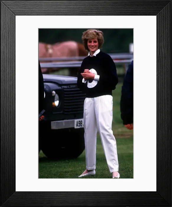 Framed Print : Princess Diana at Windsor 25th May 1986 Framed Print : Princess Diana at Windsor 25th May 1986