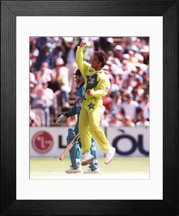 Framed Print : Shoaib Akhtar celebrates Nathan Astles wicket June 1999 during the cricket