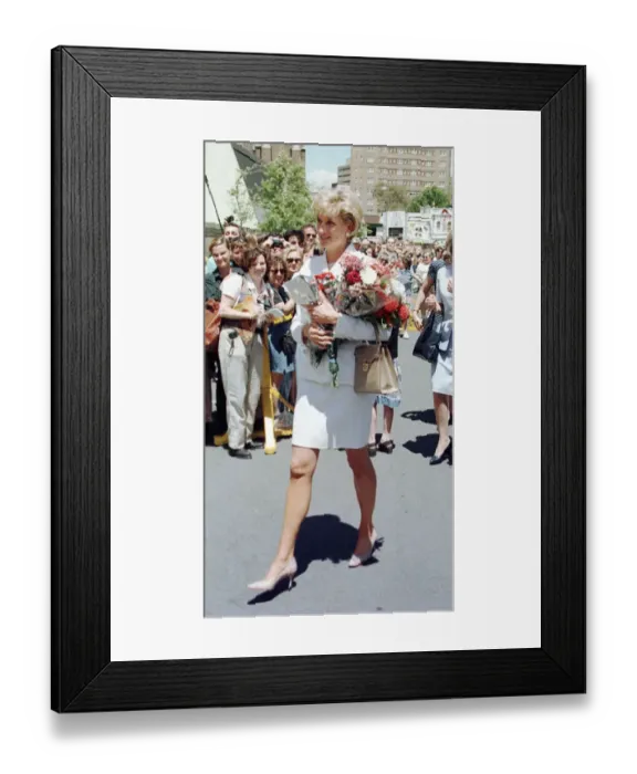 Framed Print : Princess Diana arrives at the Sacred Heart Hospice in Sydney during her three day visit