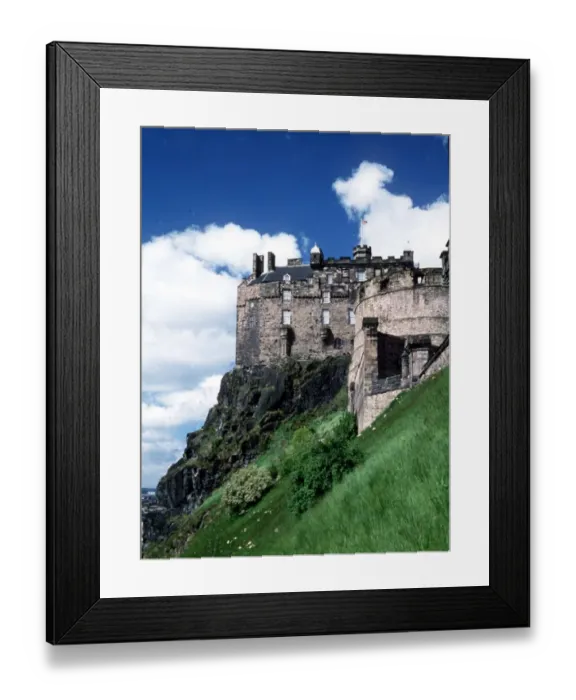 Framed Print : EDINBURGH CASTLE SCOTLAND ON ROCKS