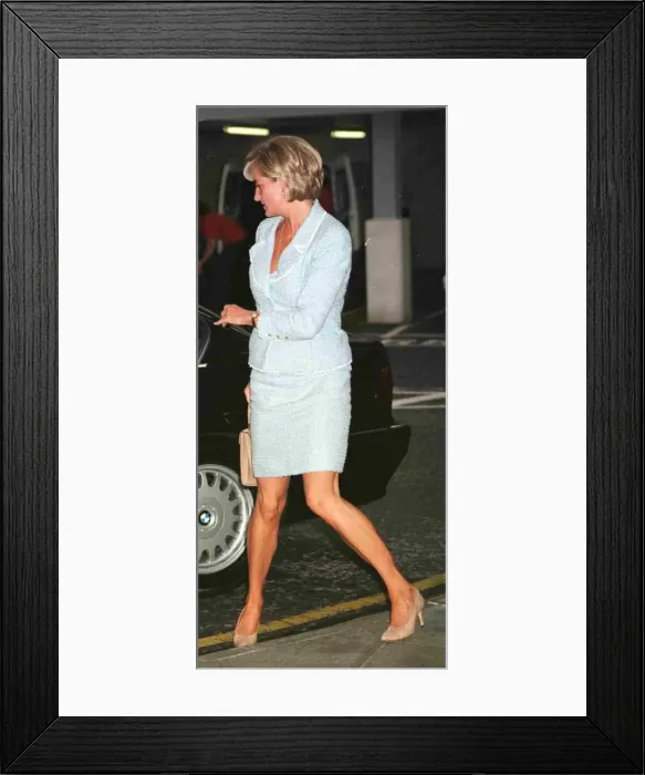 Framed Print : Princess Diana leaves Londons Heathrow Airport for Washington on the latest phase of Framed Print : Princess Diana leaves Londons Heathrow Airport for Washington on the latest phase of