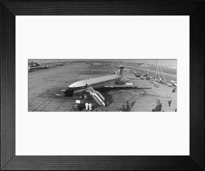 Framed Print : DeHavilland Trident 1C at Heathrow Airport in the colour scheme of Aircraft DeHavilland