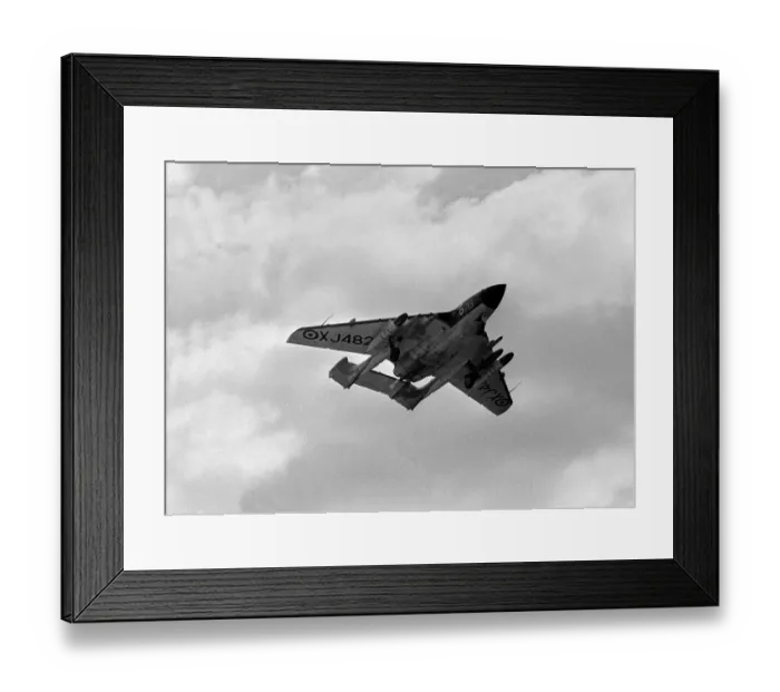 Framed Print : Aircraft DeHavilland Vixen September 1962 DH Sea Vixen practising for SBAC