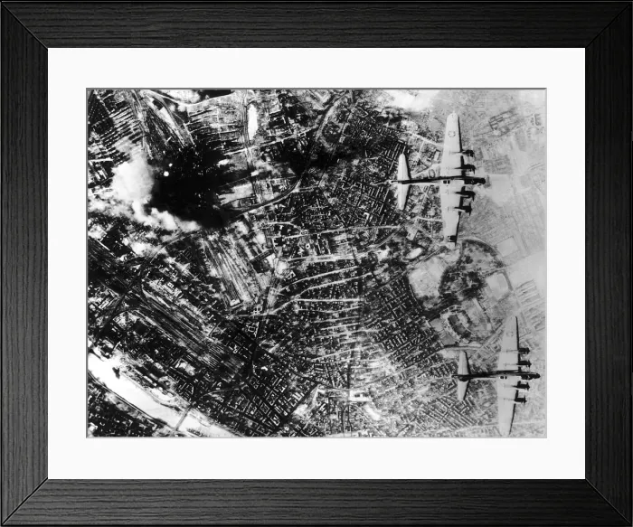 Framed Print : Boeing B17 Flying Fortress aircraft of the USAF Eighth Air Force 3rd Bombardment Framed Print : Boeing B17 Flying Fortress aircraft of the USAF Eighth Air Force 3rd Bombardment