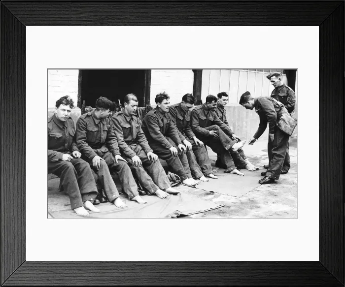 Framed Print : Foot inspection for the Kings Own Yorkshire Light Infantry during WW2 1940 Framed Print : Foot inspection for the Kings Own Yorkshire Light Infantry during WW2 1940