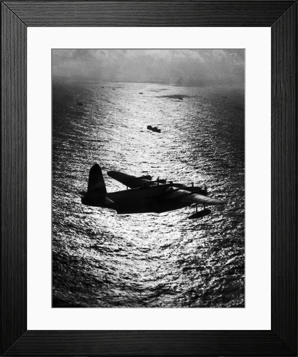 Framed Print : Shorts Sunderland Flying Boat of the RAF Coastal Command patrols above an Atlantic Framed Print : Shorts Sunderland Flying Boat of the RAF Coastal Command patrols above an Atlantic
