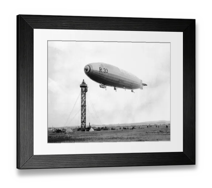Framed Print : Armstrong Whitworth R33 Airship G-FaG moving towards the docking tower at Croydon Framed Print : Armstrong Whitworth R33 Airship G-FaG moving towards the docking tower at Croydon