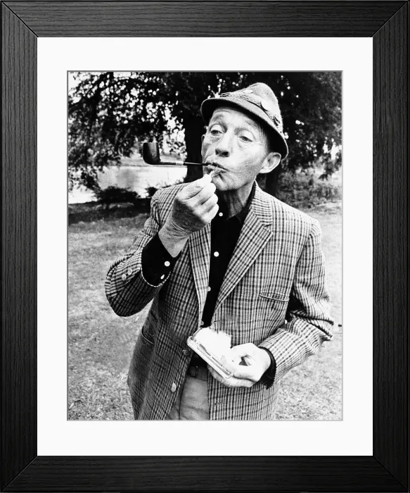 Framed Print : Bing Crosby in the English Lake District to make film on fishing for US TV