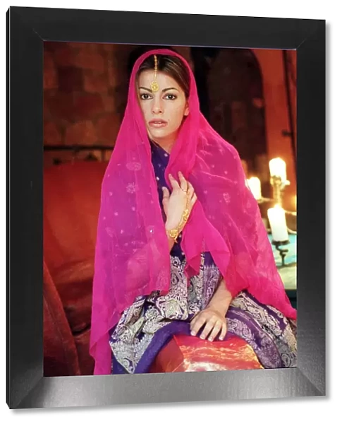 Indian Fashion 1999 pink sari scarf