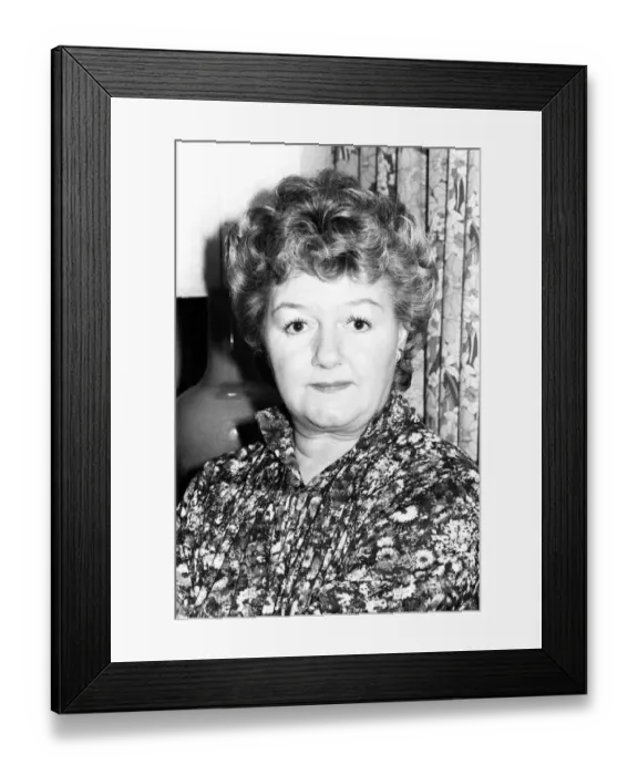 : Actress Joan Sims relaxing at home March 1979 A©Mirrorpix : Actress Joan Sims relaxing at home March 1979 A©Mirrorpix