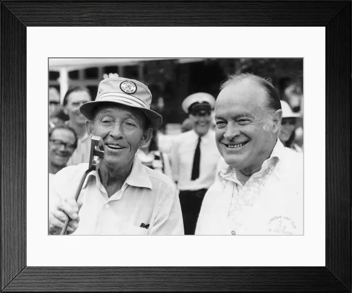  : Bing Crosby and Bob Hope - August 1975 Bing Crosby Singer with Bob Hope