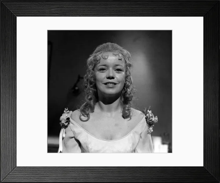 Framed Print : 23 years old Angharad Rees on the set of Hands of the Ripper Framed Print : 23 years old Angharad Rees on the set of Hands of the Ripper