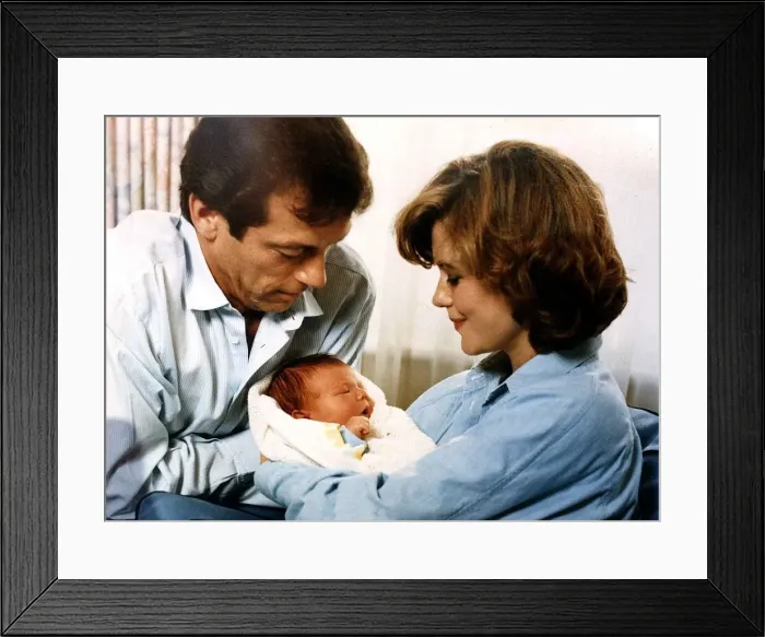 Framed Print : Leslie Grantham actor with wife and baby son August 1989 Dbase Framed Print : Leslie Grantham actor with wife and baby son August 1989 Dbase