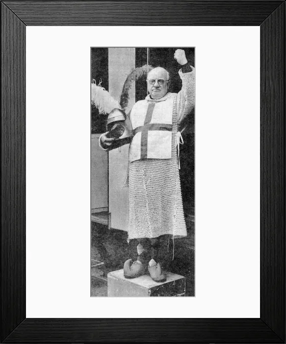 Framed Print : Actor Arthur Lowe as St George June 1977 Framed Print : Actor Arthur Lowe as St George June 1977