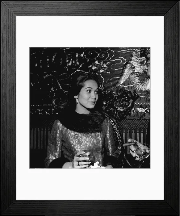 Framed Print : Premiere of the Flower Drum Song with actress Nancy Kwan arriving Framed Print : Premiere of the Flower Drum Song with actress Nancy Kwan arriving