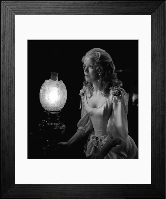 Framed Print : 23 years old Angharad Rees on the set of Hands of the Ripper Framed Print : 23 years old Angharad Rees on the set of Hands of the Ripper