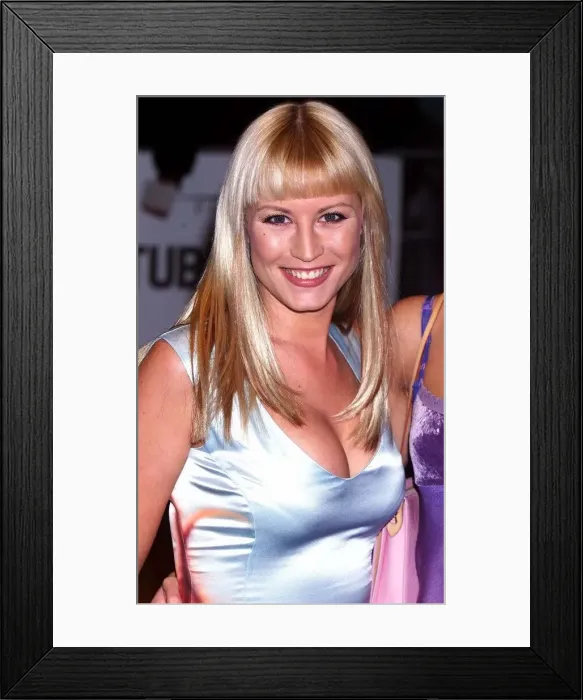 Framed Print : Denise van Outen arriving at the Odeon West End for the premiere of Tube Tales Framed Print : Denise van Outen arriving at the Odeon West End for the premiere of Tube Tales
