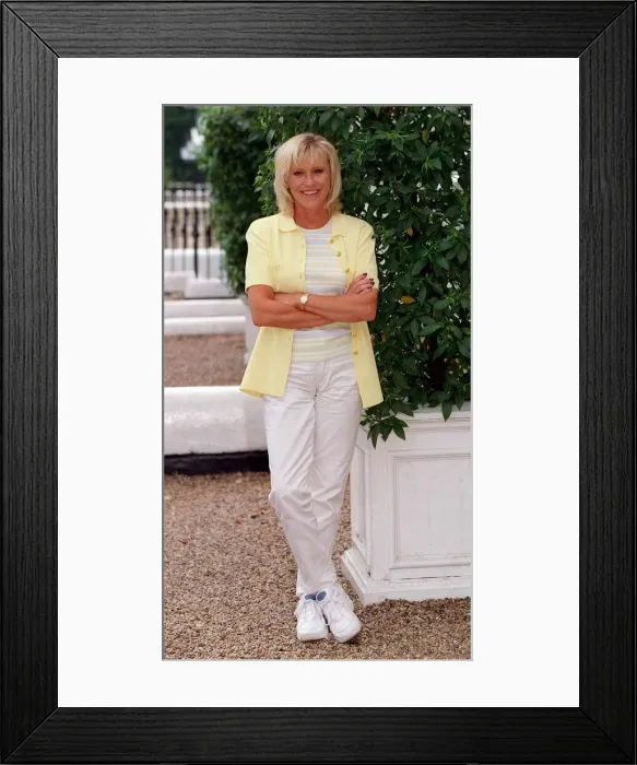 Framed Print : Sue Barker TV Presenter June 1999 Framed Print : Sue Barker TV Presenter June 1999