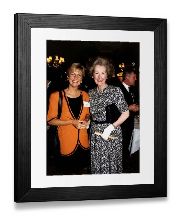 Framed Print : Lady Raine Spencer Step Mother To The Princess Of WalesWith TV Presenter Jill Dando Framed Print : Lady Raine Spencer Step Mother To The Princess Of WalesWith TV Presenter Jill Dando