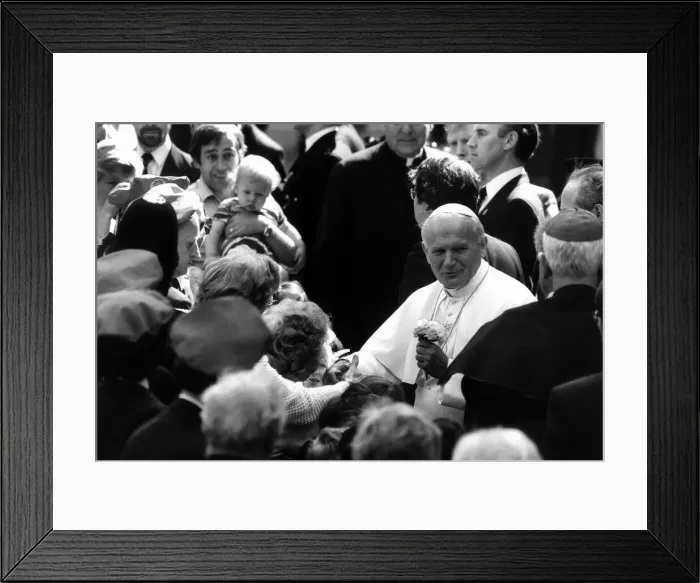 Framed Print : Pope John Paul II visits Britain May 1982 The pope is greeted by