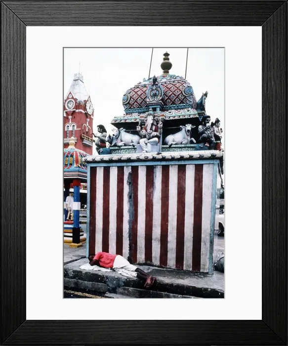 Framed Print : Sculpture of Ganesh near Madras Railway Station Framed Print : Sculpture of Ganesh near Madras Railway Station
