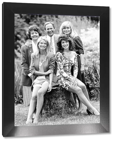 Anne Diamond TV Presenter with Anneka Rice Nick Owen Claire Oberman Rosemay Ford