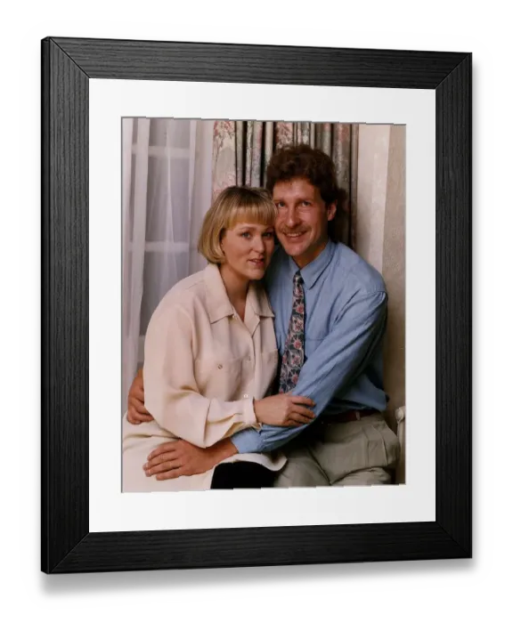 Framed Print : Kathryn Holloway TV Presenter With Husband Andy Watts