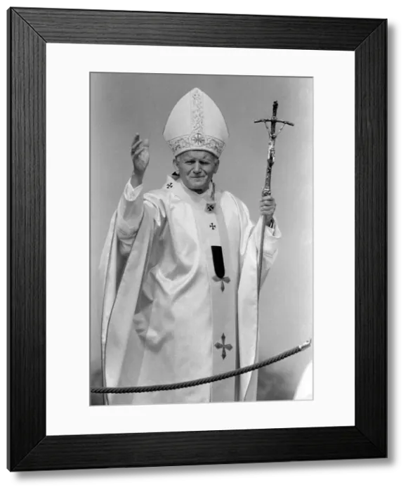 Framed Print : Pope John Paul II at Cardiff airport on his visit to Wales Framed Print : Pope John Paul II at Cardiff airport on his visit to Wales