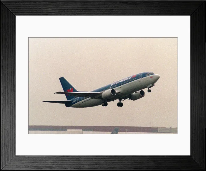 Framed Print : Aircraft Boeing 737-300 of BMA British Midland Airways Nov 92 taking off at Heathrow