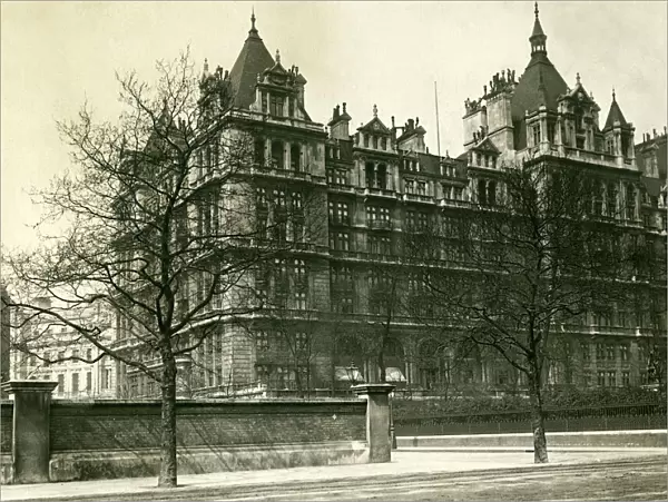 Whitehall Court London Building Circa 1928 A©Mirrorpix